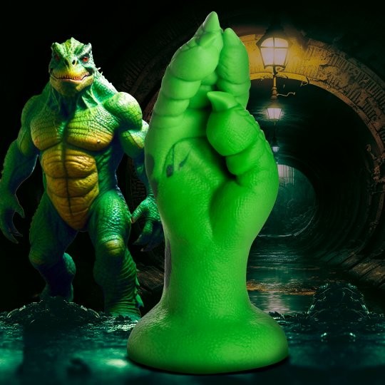 Silicone dildo 'Green Lizard Claw'