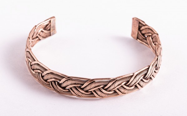 Copper bangle braided